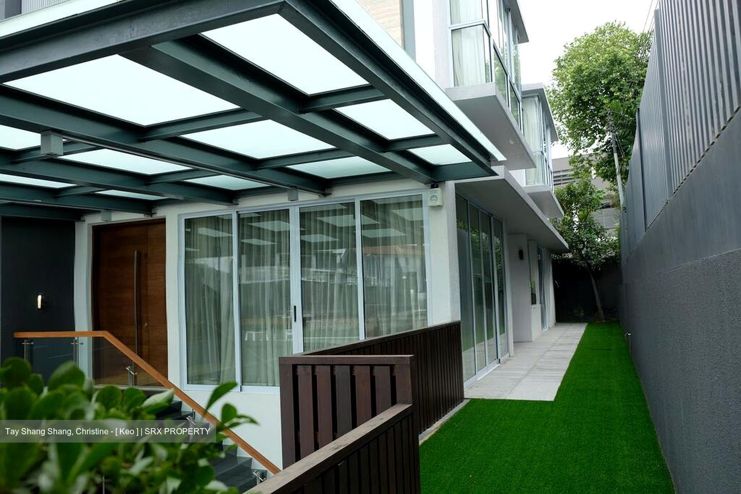 Toh Estate (D17), Semi-Detached #524341101